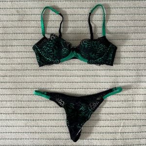 L’AGENT by Agent Provocateur Lingerie Bra Set 34B bra